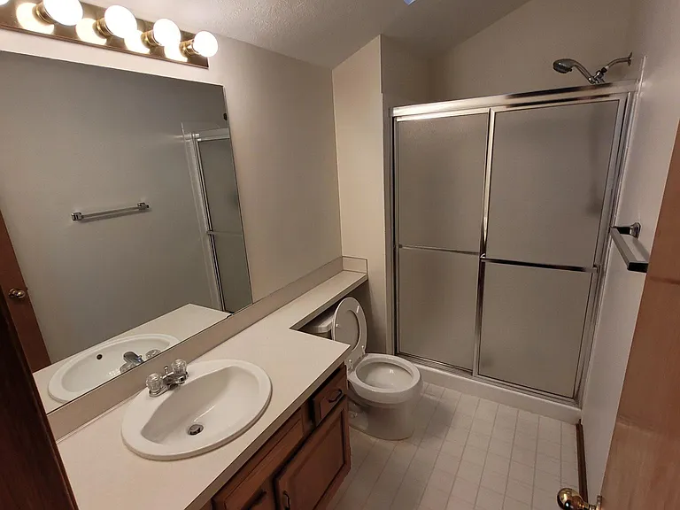 3515 N 150th Ave — Photo 5
