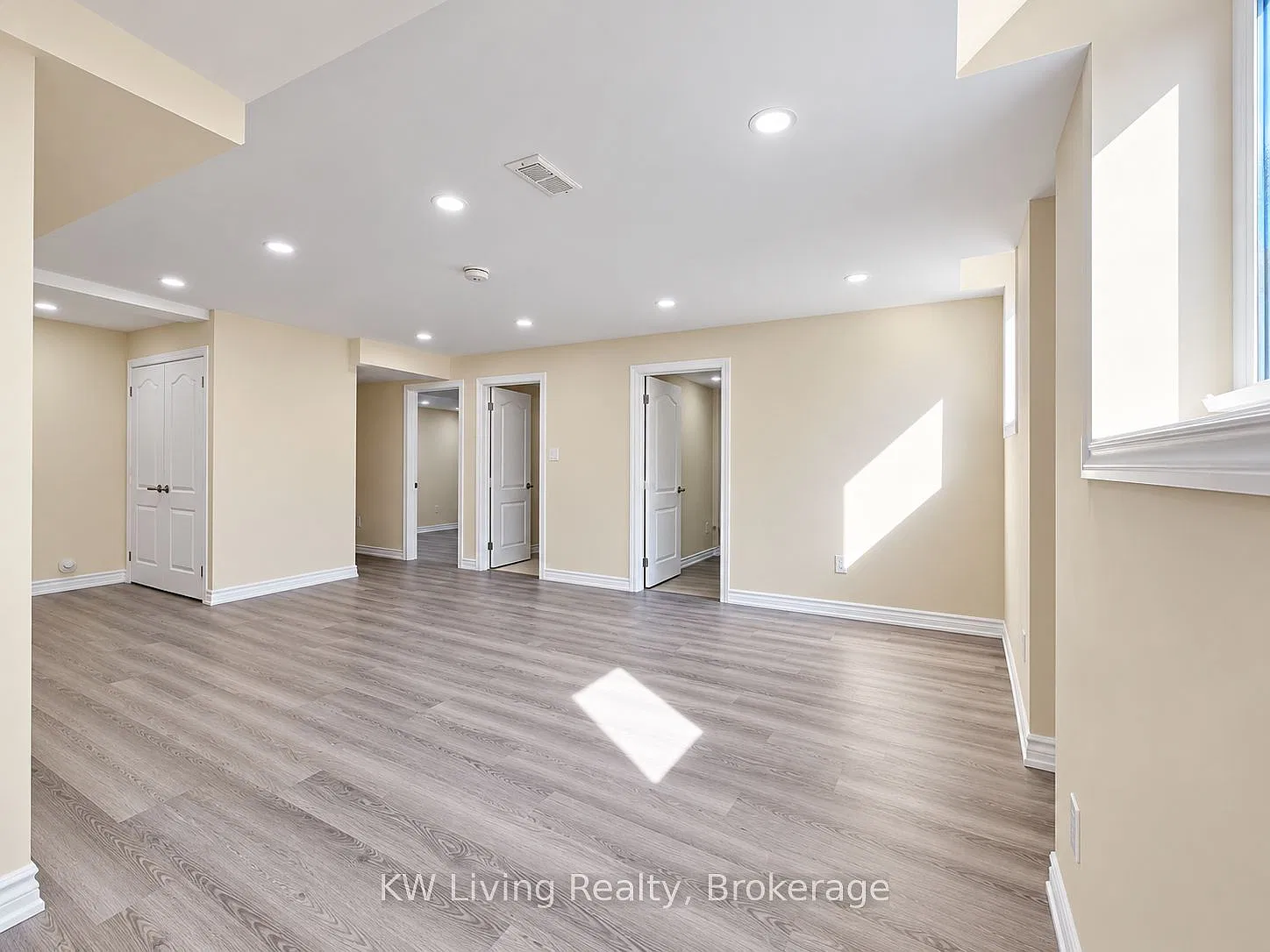 3 bed, $2,450 — Photo 4