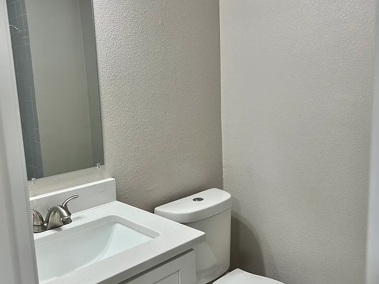 618 Woodlane Cir — Photo 10