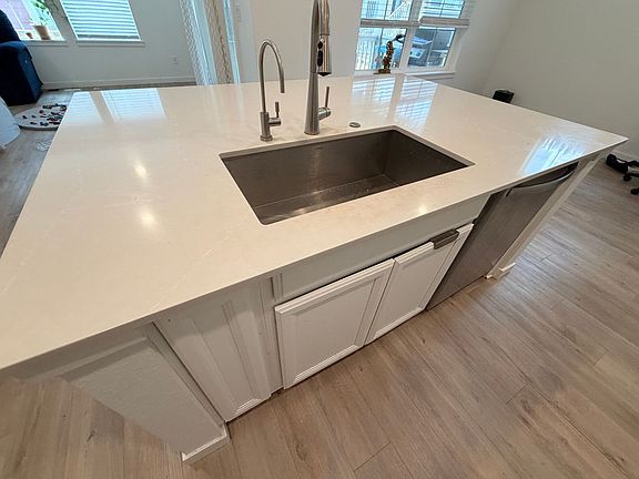 4th image of 9009 Redfield Ln