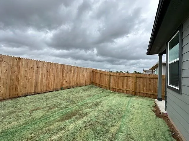 1316 Plymouth Rd — Photo 23