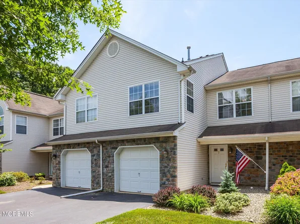 7 Saratoga Court, Tinton Falls, NJ 07753