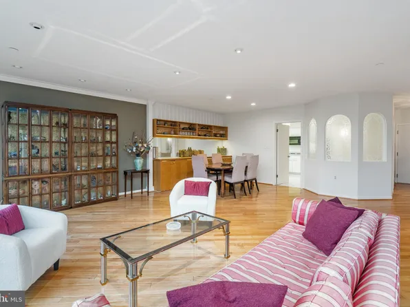 4001 Old Court Rd APT 501, Baltimore, MD 21208