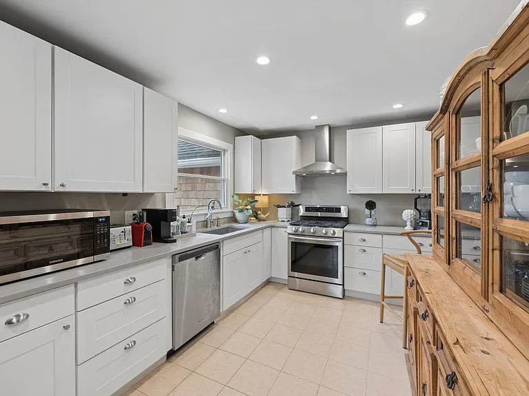 6 Lincoln Ave — Photo 12