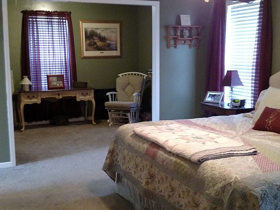 Master bedroom with suite