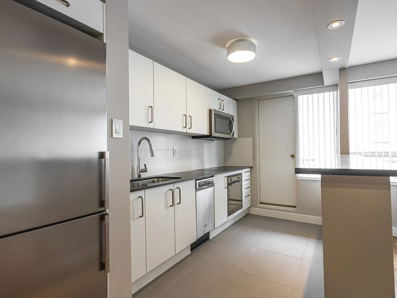 77 Spencer Avenue — Photo 4