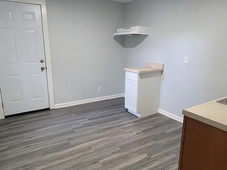 177 Williams Pl — Photo 4