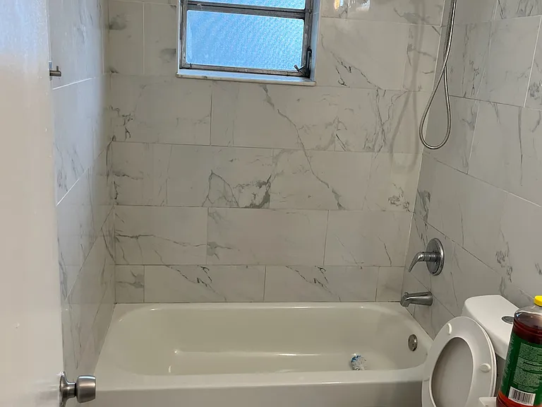 5551 NW 32nd Ave — Photo 6