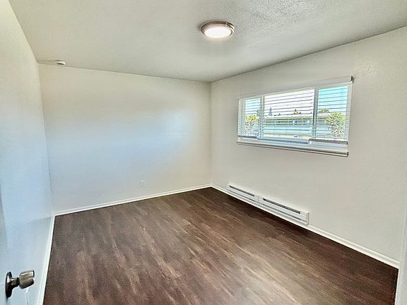 5th image of 1037 S Russell Ave APT M