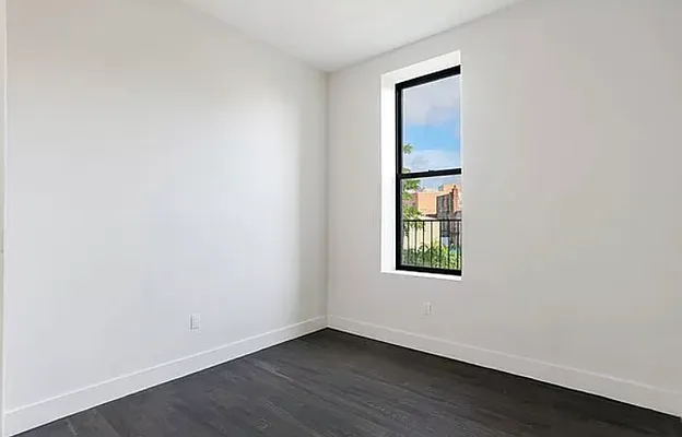 Rented by Absolute Property Solutions LLC | media 8