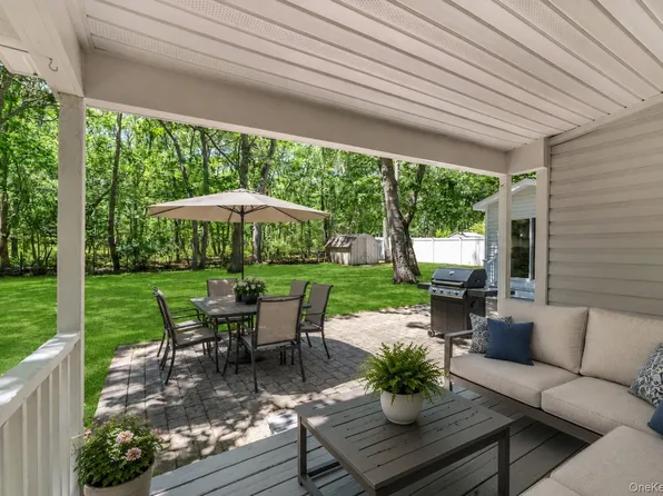 420 Sigsbee Road, Mattituck, NY 11952
