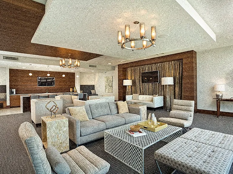 Rooftop lounge