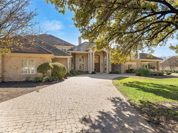 11 Club Estates Ct, Waco, TX 76710