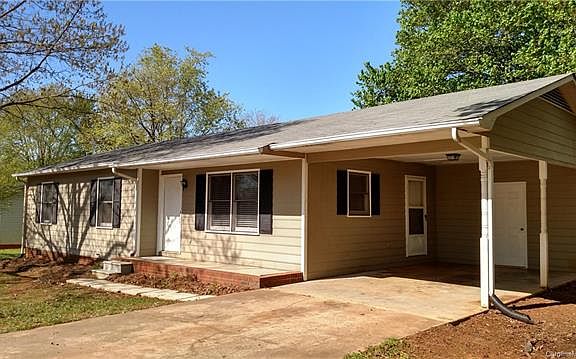 2nd image of 109 Brookhollow Dr