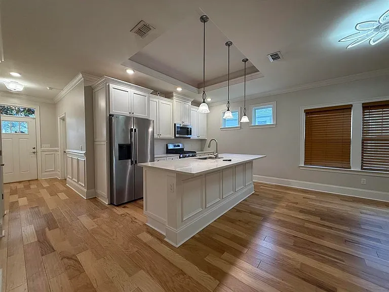 855 Avery Park Dr — Photo 13
