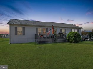135 Hitch Pond Cir, Seaford, DE 19973