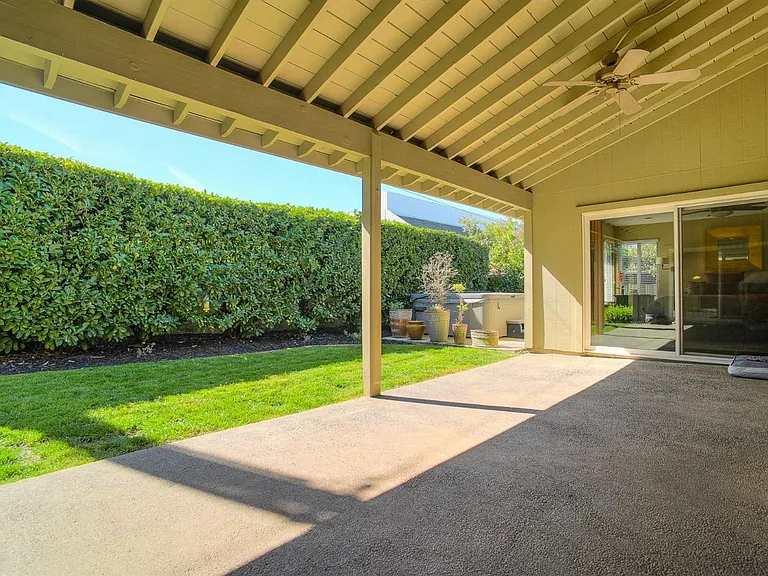 1228 Lantern Ct — Photo 24