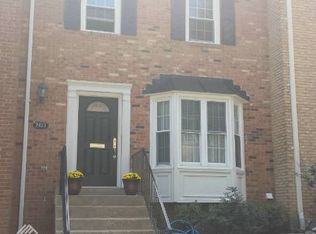 7427 Timberock Rd, Falls Church, VA 22043