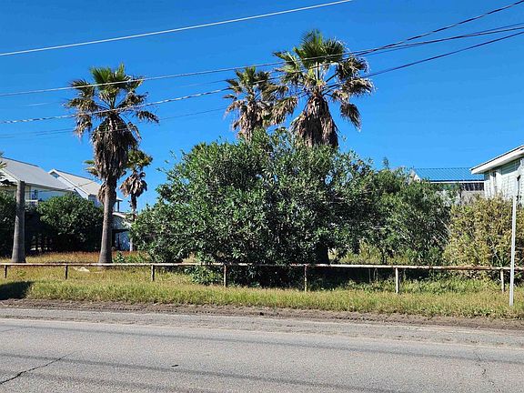 2nd image of 2701 Highway 1