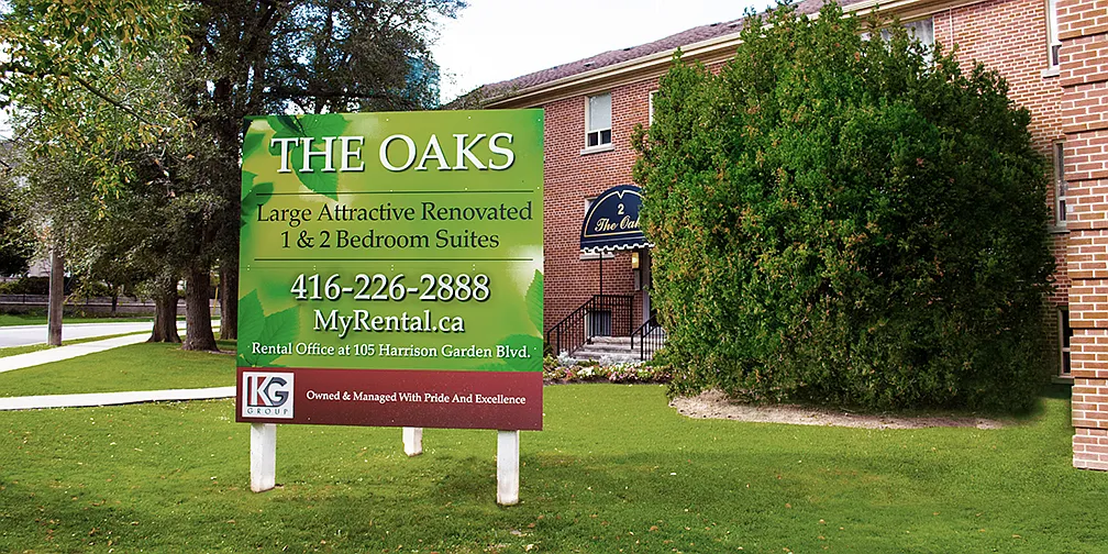 Photo 2 of 8 - 2 Oakburn Cres - Toronto, ON Building Photo - 2 Oakburn Cres