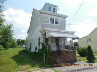 25 N Railroad Ave, Frackville, PA 17931