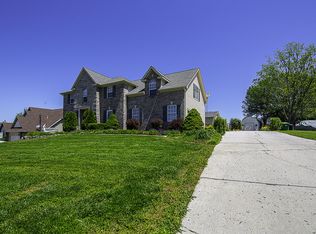 7408 Castlegate Blvd #8, Knoxville, TN 37918