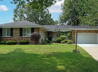 10033 Nord Rd, Bloomington, MN 55437