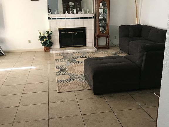 3rd image of 627 Huntington Dr