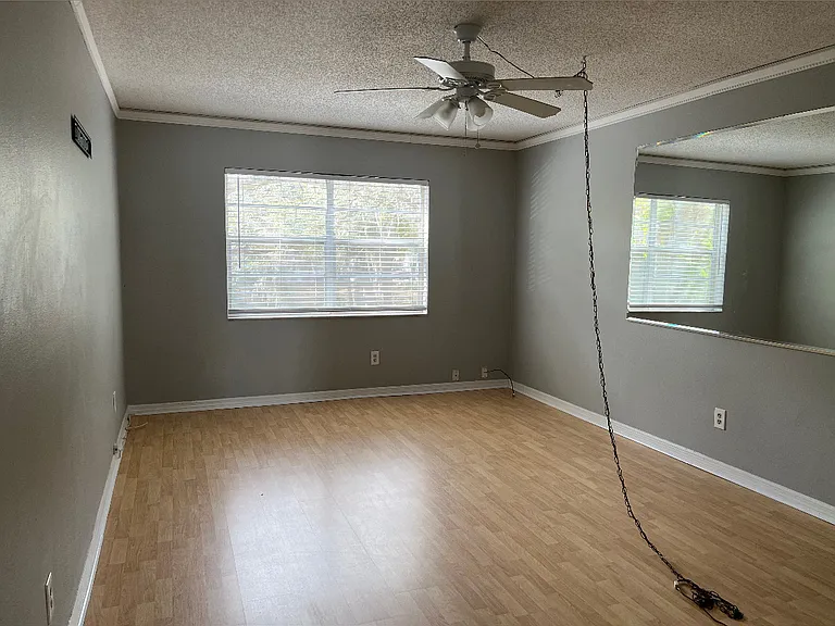 7140 Waterside Dr #1-31204 — Photo 2