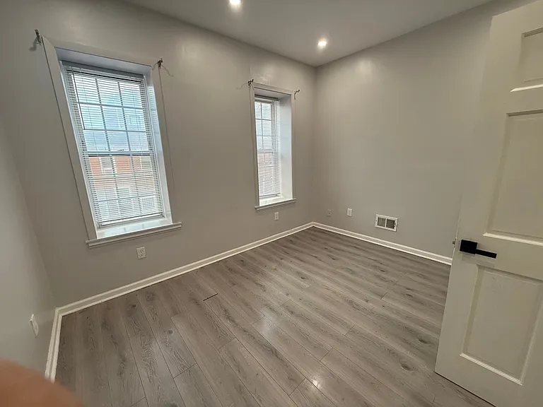 1745 Federal St — Photo 9