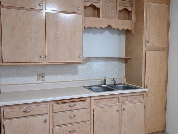 2nd image of 1621 C St