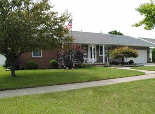 1215 John L Dr, Monroe, MI 48162