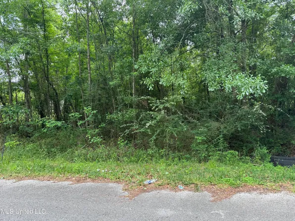 Amazon St, Gulfport, MS 39501