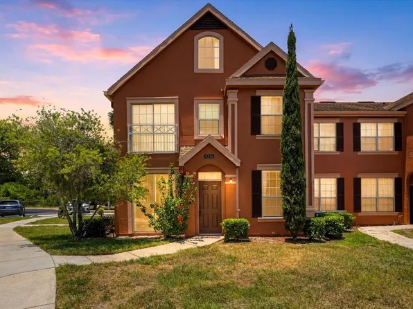 9256 Lake Chase Island Way, Tampa, FL 33626