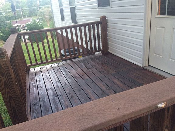 3rd image of 729 Chamberlain Manor Way