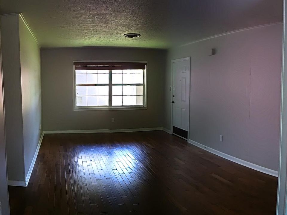 1st image of 2119 Pearl St APT 12E