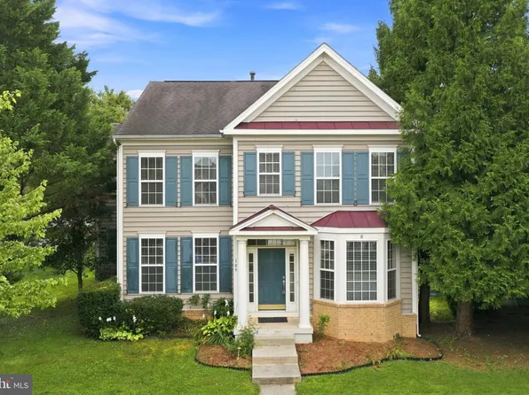 109 Burnlea Rd, Charles Town, WV 25414