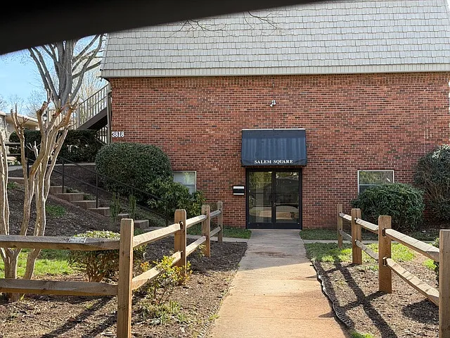3812 Country Club Rd #E — Photo 23