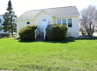 1900 Ryan Ave, Sault Sainte Marie, MI 49783