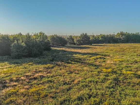4th image of T5 N Brush Creek Rd