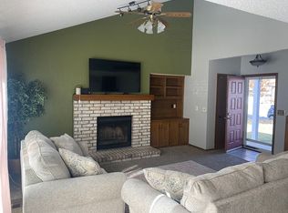 8907 W Westlawn St, Wichita, KS 67212