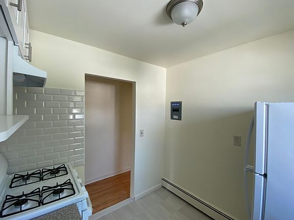 2nd image of 166-15 Foch Blvd Floor 2