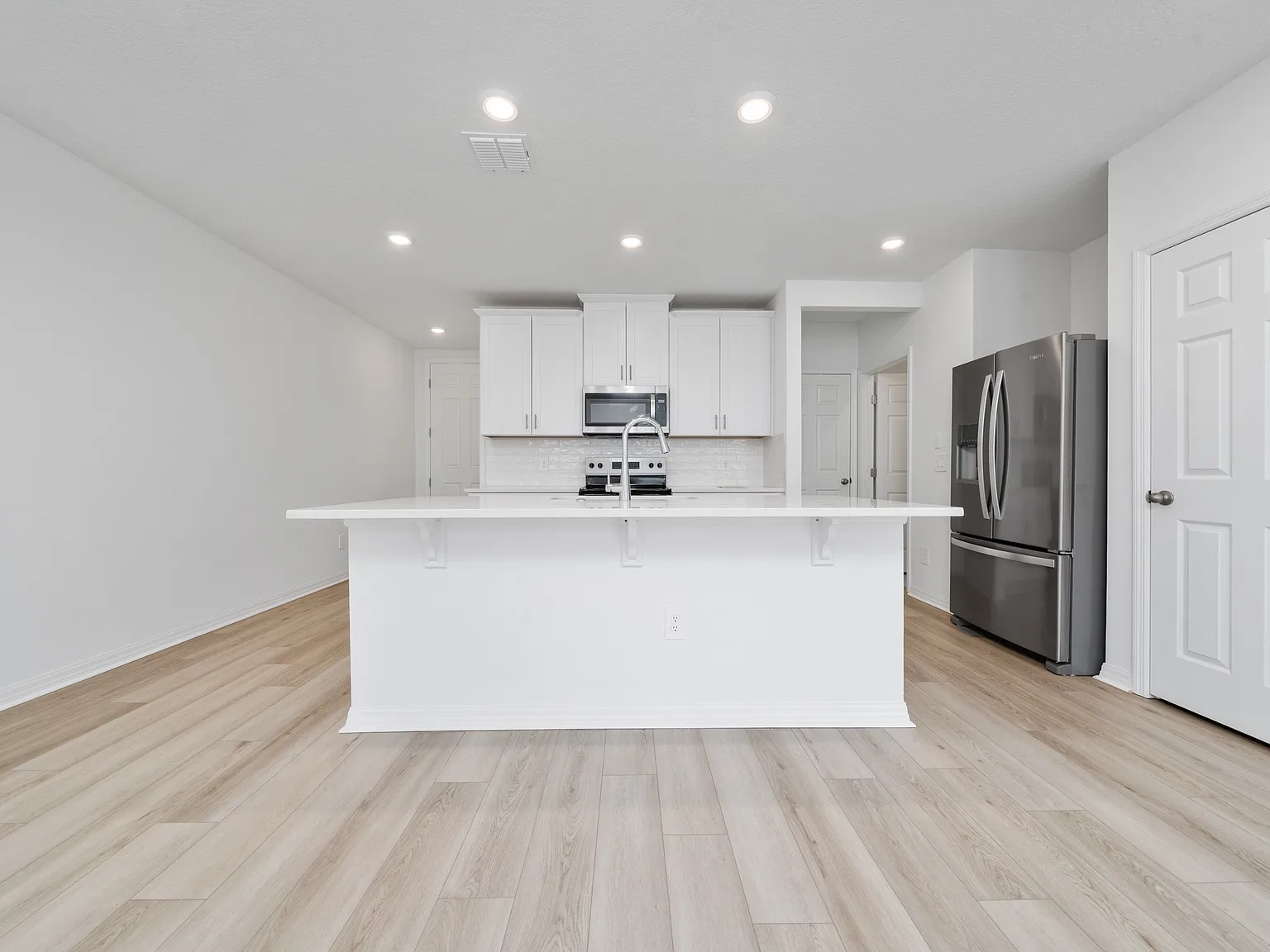 3 bed, 2.5 bath, 1566 sqft, $2,250 — Photo 4