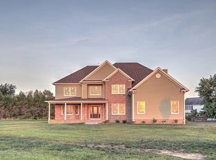 189 Monmouth Rd, Freehold, NJ 07728