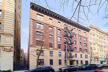 325 West 93rd Street in Upper West Side