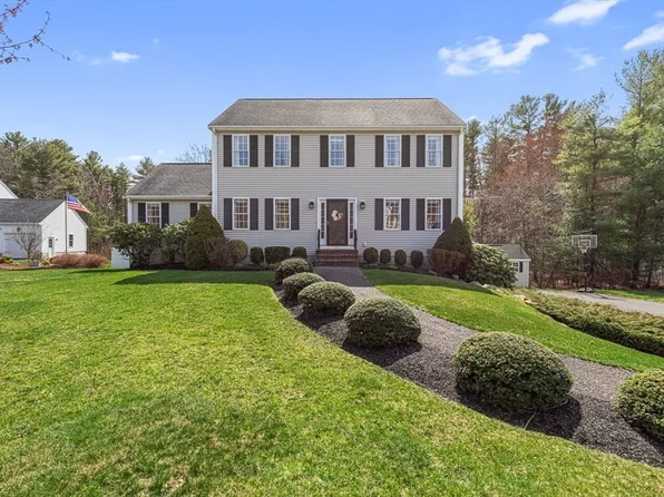 103 Crimson St, Raynham, MA 02767