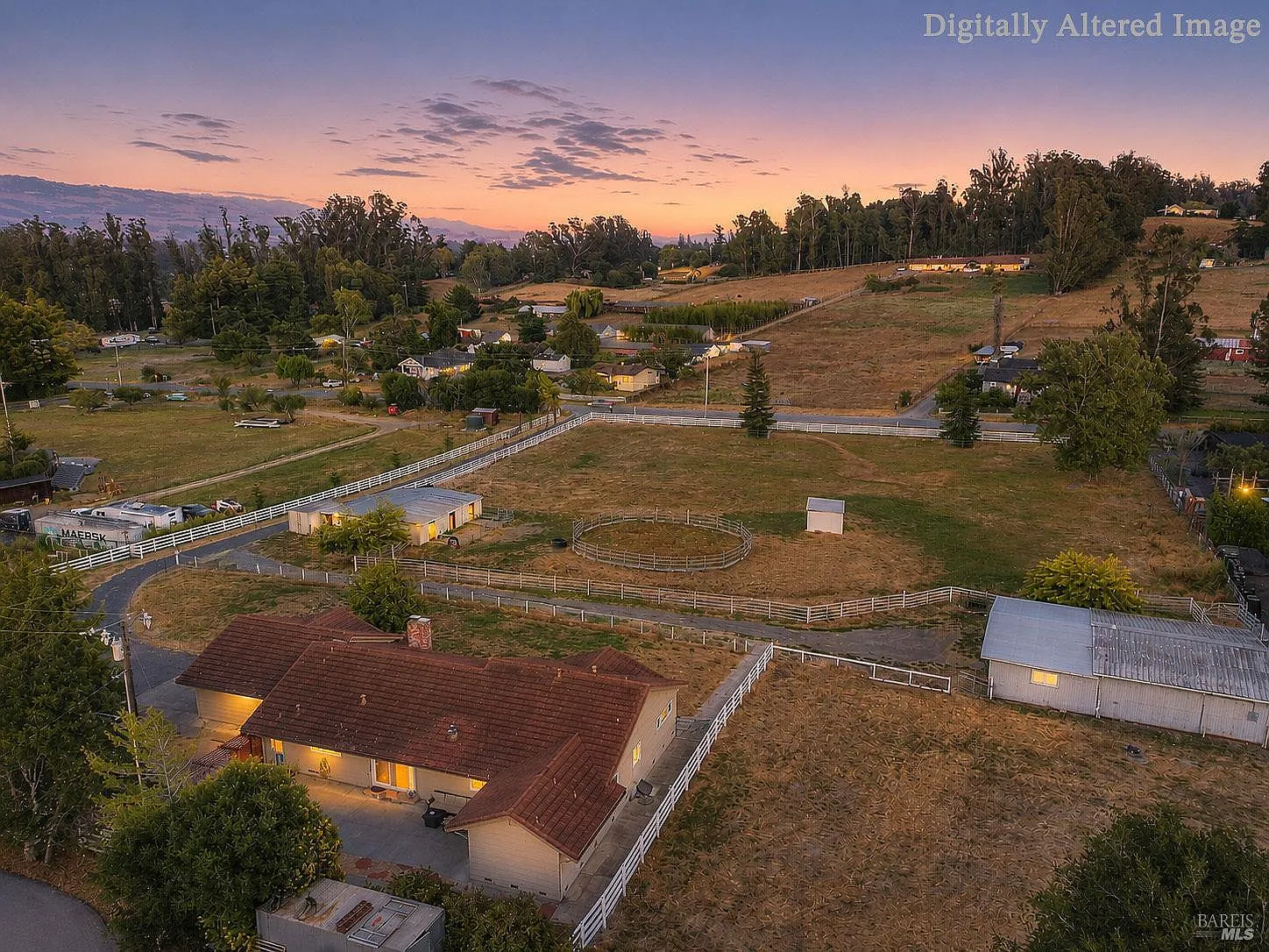 397 W Railroad Avenue - Photo 2