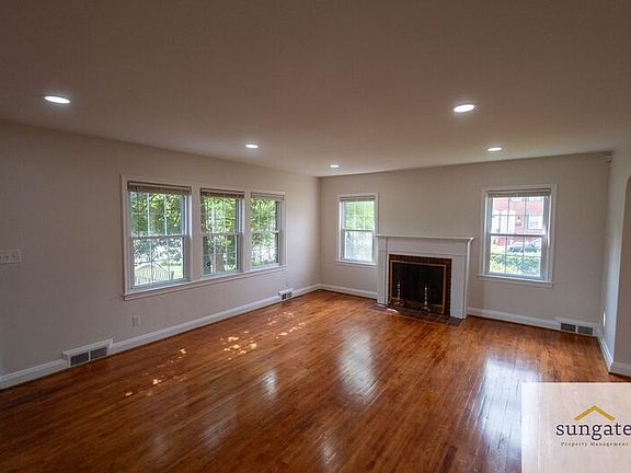 2nd image of 1907 Glen Ridge Rd