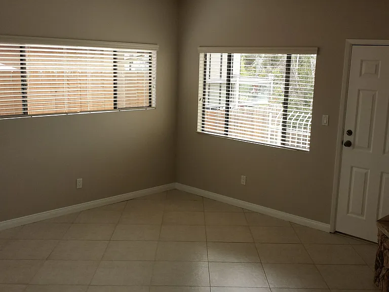 3794 Narragansett Ave — Photo 7