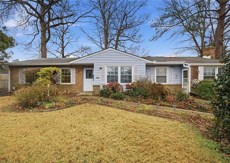 1st image of 3729 N Donnawood Ct